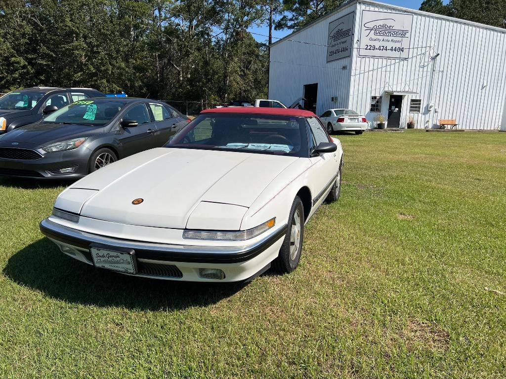1990 Buick Reatta's photo